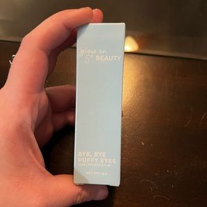 Glow on 5th bye bye puffy eye 30g tube